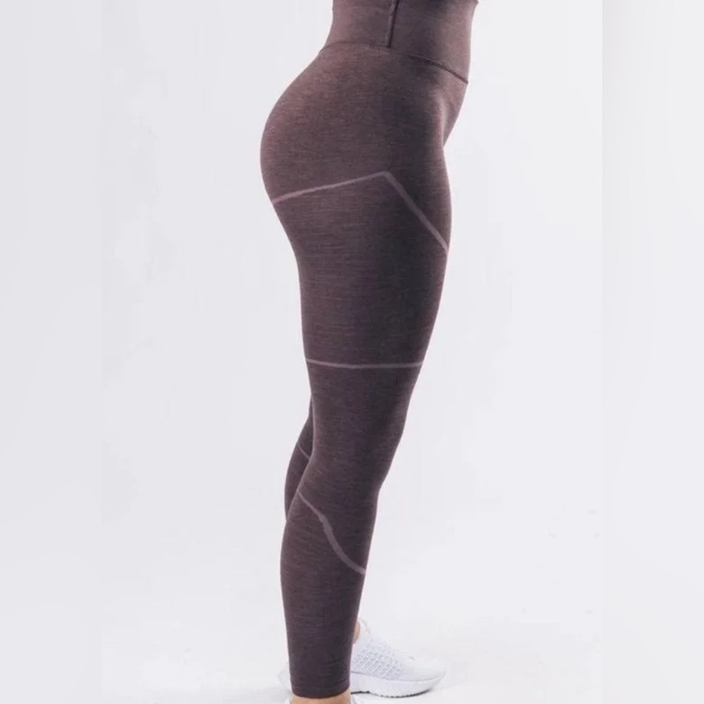 New!! Alphalete OG Revival Leggings - Small Moon Rock